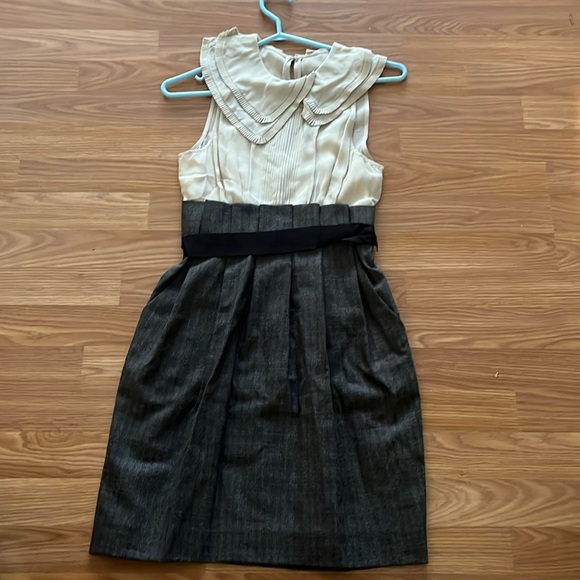 BCBG dress. Contents on pictures. Wool and polyester etc. - Picture 1 of 6